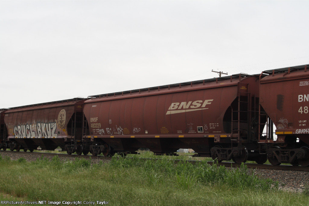 BNSF 483229